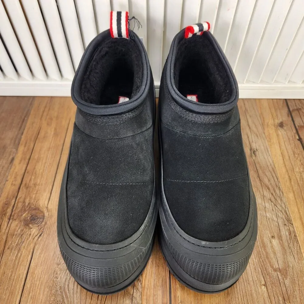 Hunter Askern Womens 9 M Black Short Slip On Platform Insulated Waterproof Boots